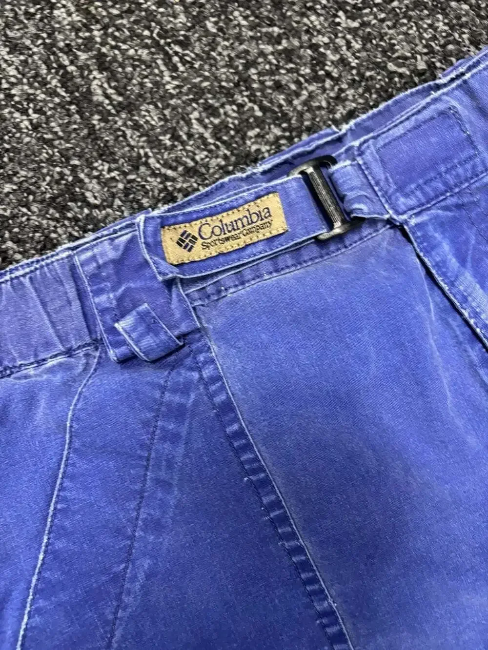 Vntg Columbia PFG Half Moon Fishing Cargo Shorts Blue Cotton with Mesh Pockets